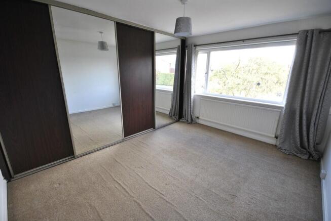 3 bed Detached for sale Image 9