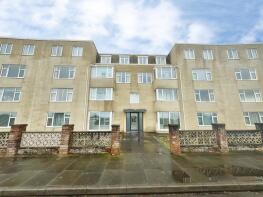 32, Crescent Court, New South Promenade, Blackpool FY4 1ST
