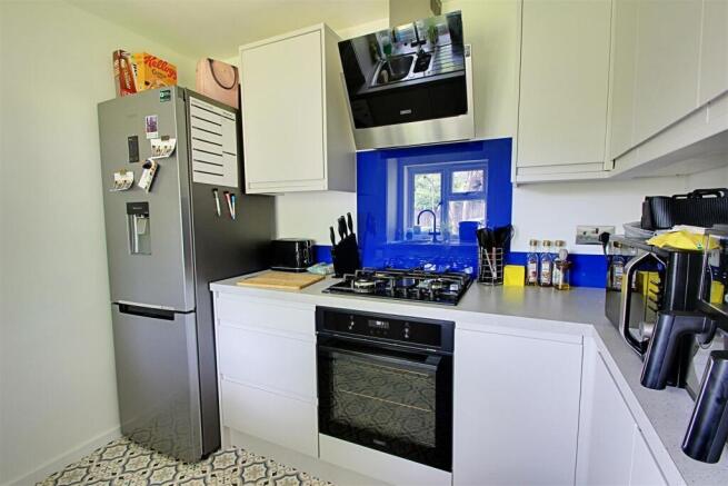 Kitchen (3).jpg