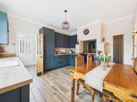 3 bed End of Terrace for sale Image 5