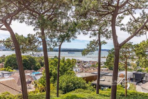 72 Brownsea View Avenue, Poole, BH14