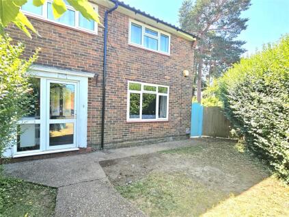 St. Michaels Road, Woking, Surrey, GU21