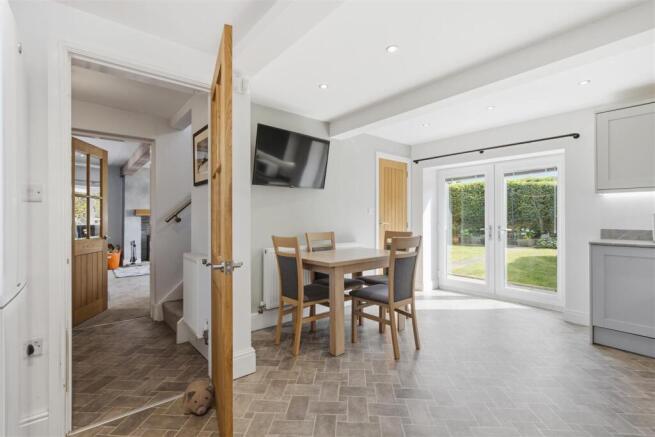 3 bed Semi-Detached for sale Image 6