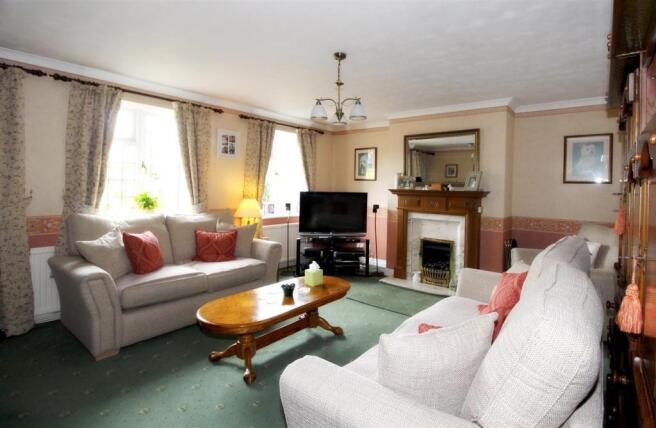 1002_Thurlow Garth.j