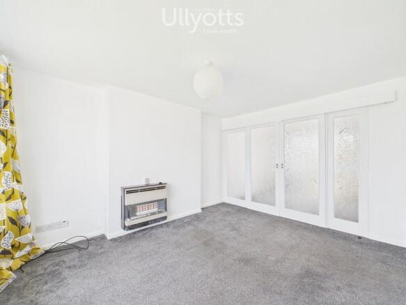 3 bed Semi-Detached to rent Image 4