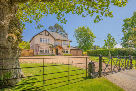 Broadmoor Road, Corfe Mullen, Wimborne, Dorset, BH21