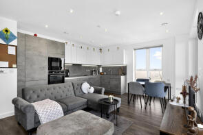 1402, 8 Teal Point, Drydock Square, Barking IG11 7ZG