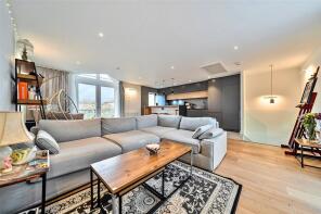 Flat 1, Melville Court, Croft Street, London SE8 5DR