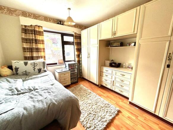 3 bed Semi-Detached for sale Image 7