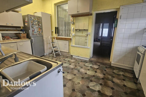 Primrose Street, Tonypandy CF40