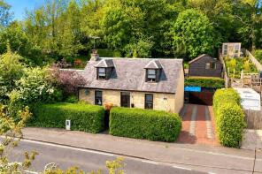 38, Main Road, Minishant KA19 8EU