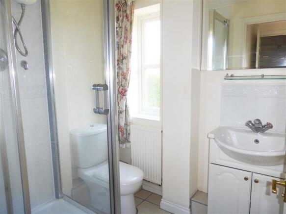 En-suite Bathroom