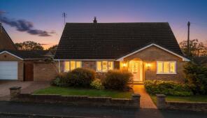 2, Bryn Derwen, Mold CH7 6SA