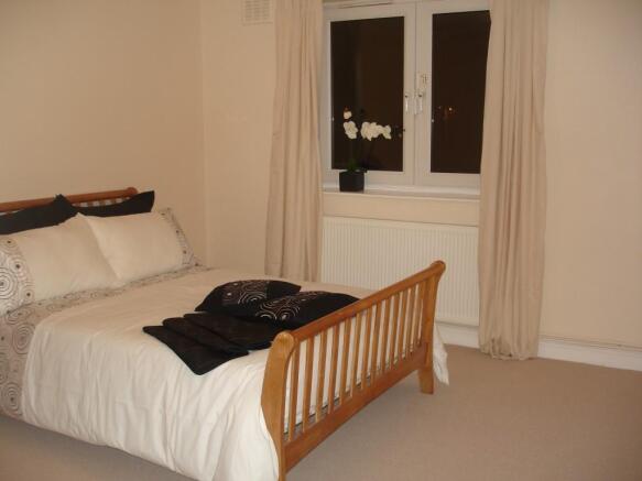 bedroom2