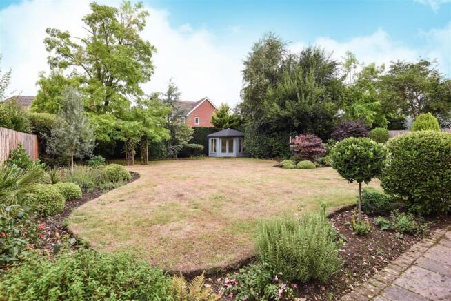 Garden 2.jpg