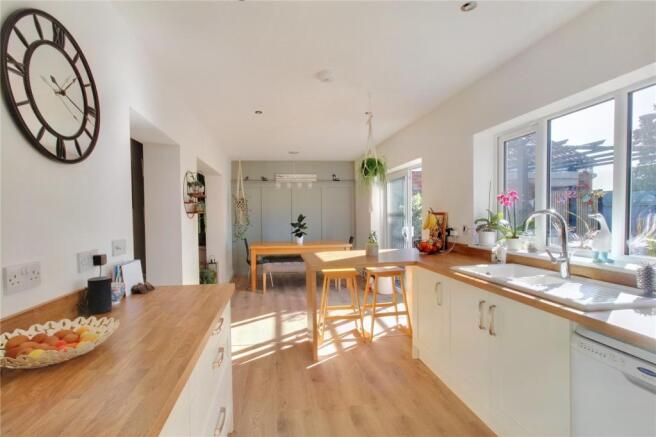 Kitchen/Dining Room