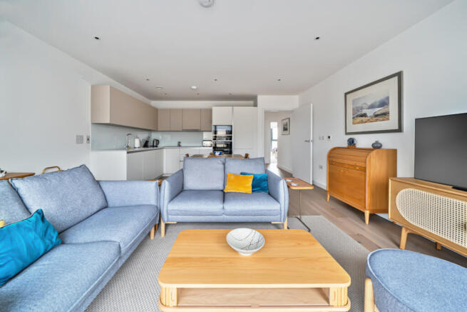 1423713-6-69a6c7f...