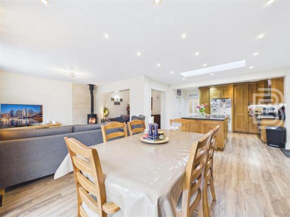 Kitchen Family Room (1).jpg