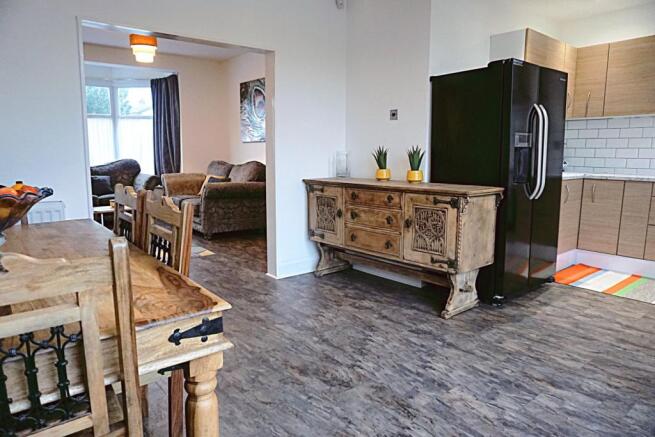 Kitchen/Dining Room