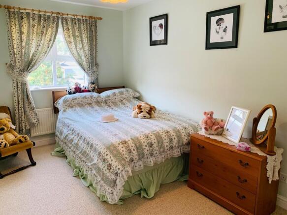 bedroom 3.jpg