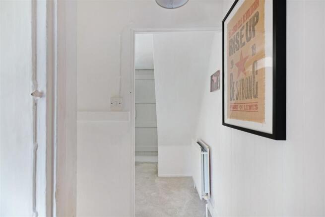 19 Paygate Cottages BN8 5RL-11.jpg