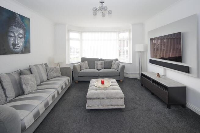 15 Greville Smith Avenue Cv31 2HQ-10.jpg