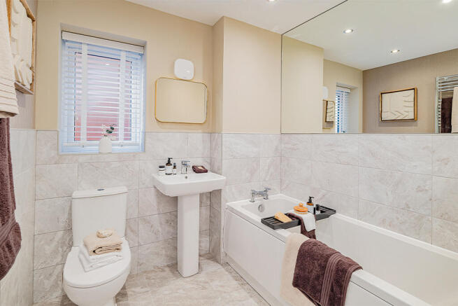 4 bed Semi-Detached for sale Image 9