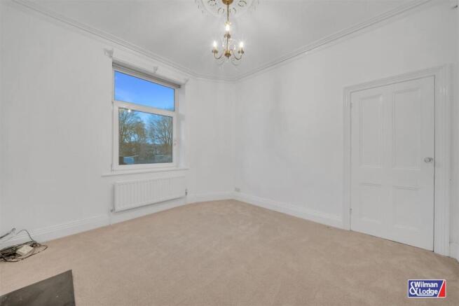5 bed Terraced for sale Image 8
