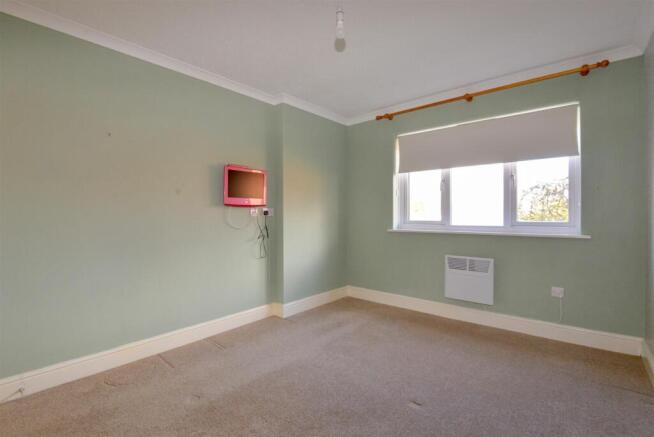 Bedroom2 2.jpg