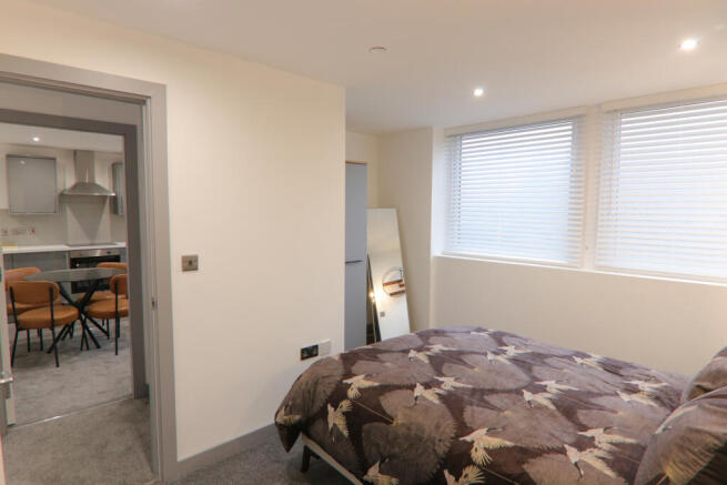 1 bed Flat to rent Image 12