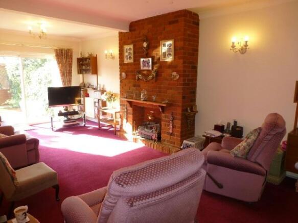 Lounge/Sitting Room