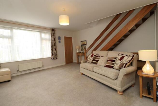 3 bed Semi-Detached for sale Image 6