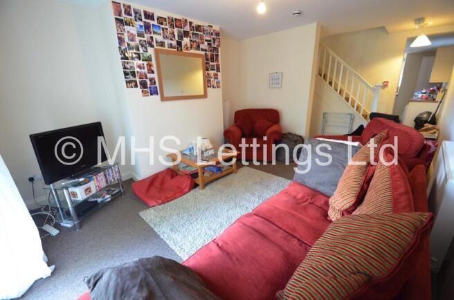 4 bed Terraced to rent Image 9