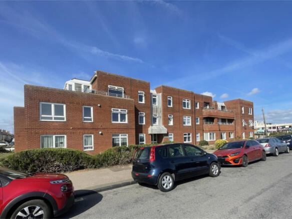 2 Bedroom Apartment For Rent- Felixstowe- Wainwr