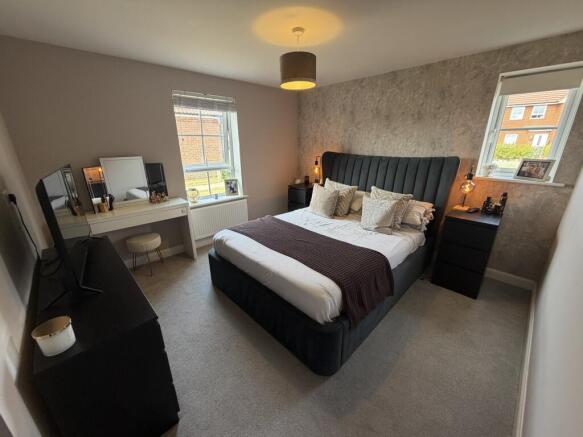2 bed Apartment for sale Image 8