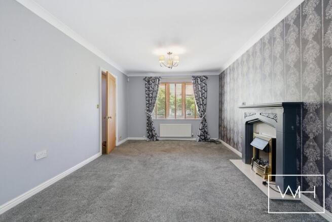 4 bed Detached for sale Image 7