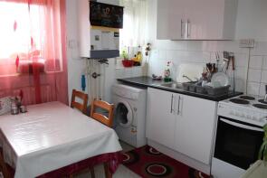 22, Amber Avenue, London E17 5PA