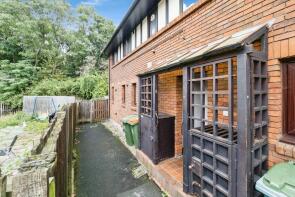 11, Bessie Lansbury Close, Beckton, London E6 5NL