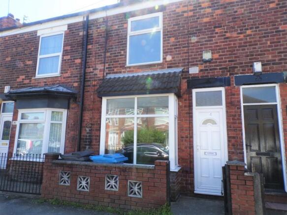 2 bedroom Terraced Property