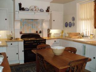 Dining/Kitchen