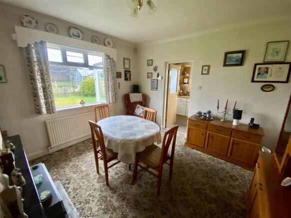 Bramleys Estate Agents - Hepworth Drive - Mirfield