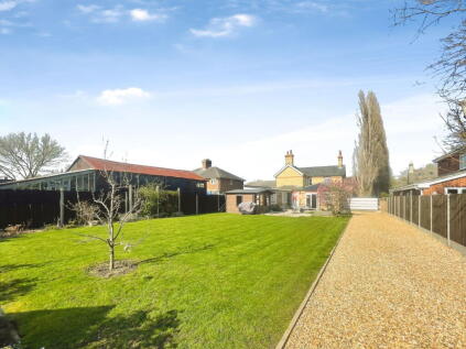Stotfold Road, Arlesey, SG15 6XT