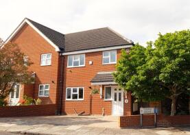 2, Temple Grove, Enfield EN2 8EH