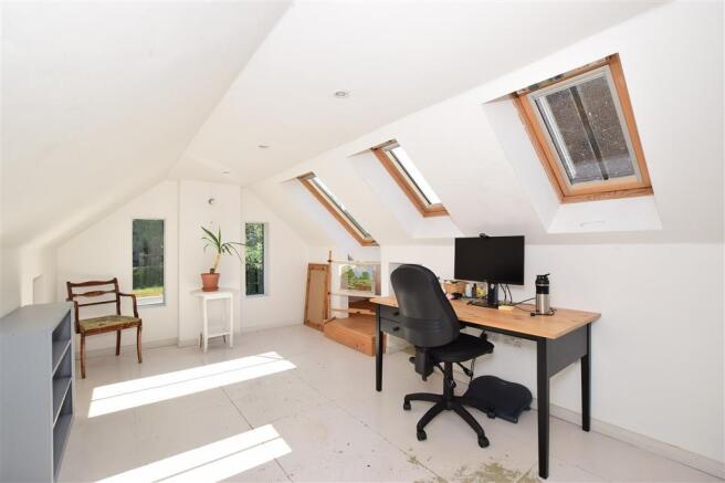 Office/Outbuilding