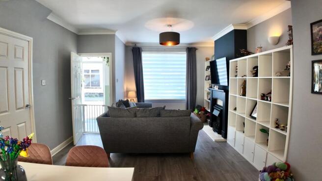 Photo 8