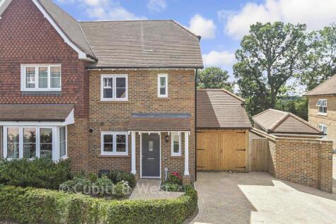 Town Wood Close, Lindfield, West Sussex