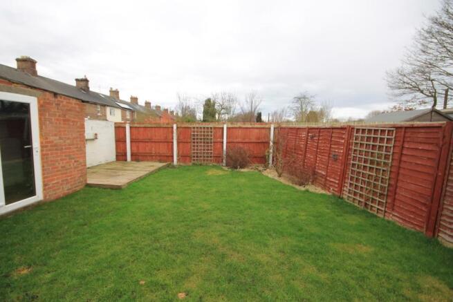 REAR/SIDE GARDEN