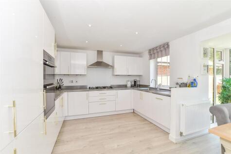Braganza Drive, Staplehurst, Tonbridge, Kent