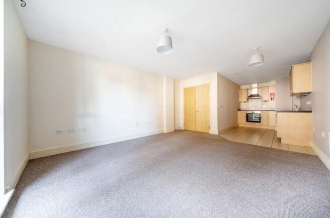 1347508-6-68b1938...