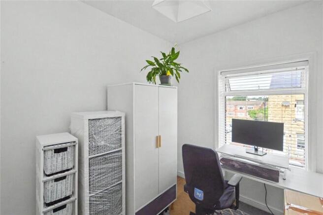 2 bed Terraced for sale Image 5